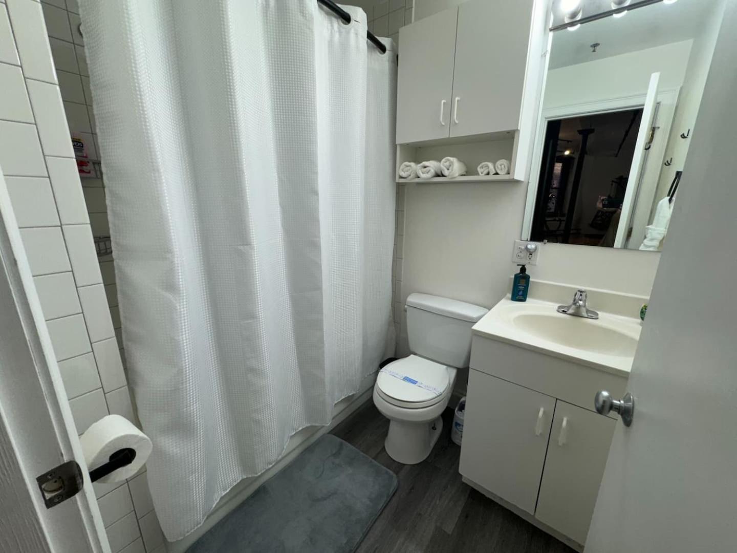 Open-concept 2br Loft In The Heart Of Back Bay Apartment